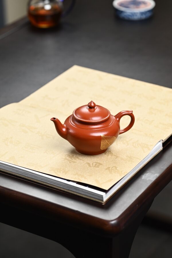 Xiaoying | Wrinkled Zhuni Clay  | 笑樱 | 200ml