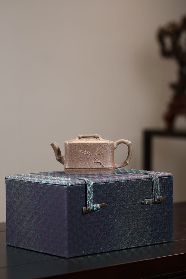 Bamboo Joint Small Teapot | Peach Blossom Clay | 竹节小壶 | 100ml