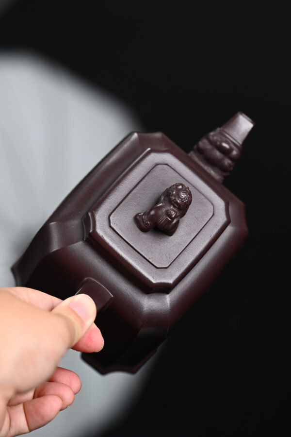四方瑞獸｜天青泥｜容量 550ml｜18 孔出水｜史志洪