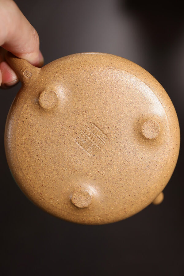 Traditional Style | Slip Painting | Xinzhou Shipiao Teapot | Green Jiangpo Clay | 160ml | 心舟石瓢