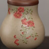 精品雜件｜堆繪花卉茶葉罐｜紫泥粉段泥｜高 14.5cm｜罐肚直徑 11.5cm｜俞永清