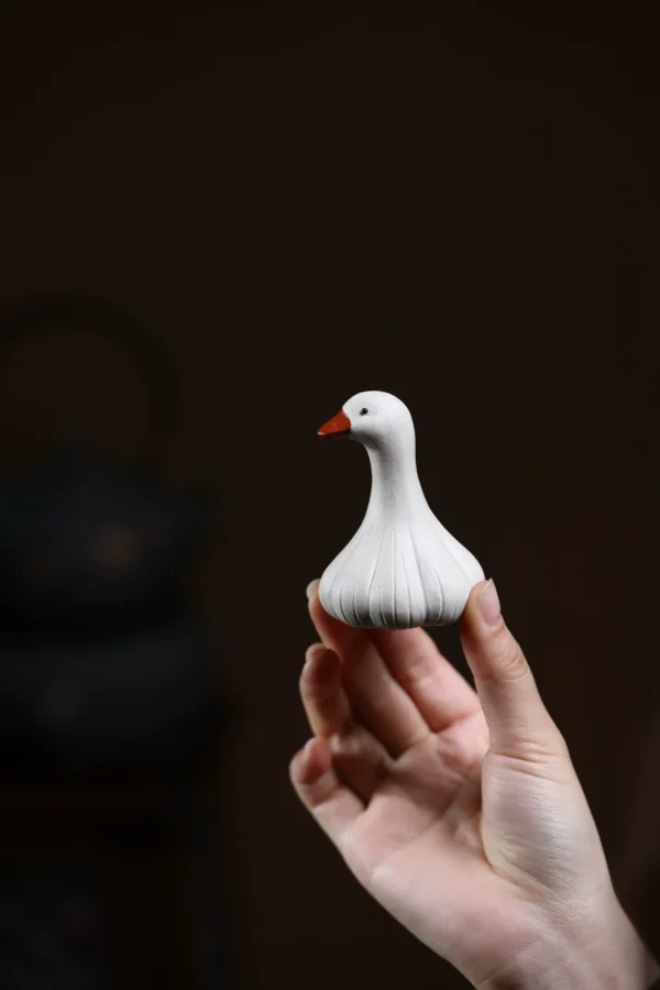 O1CN011WqxFo1EMqufxqqao_!!1950110338 Yixing Zisha Tea Pet Ornament | Garlic Duck | Mini Tea Play | Tea Ceremony Accessory | 蒜了鴨