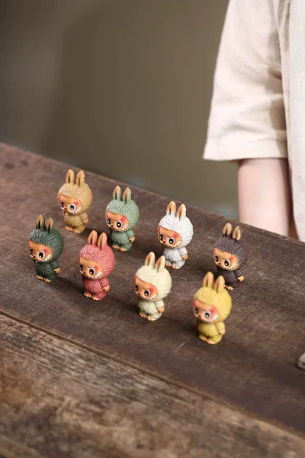 Zisha Labubu Tea Pet｜Handmade Creative Ornament｜Ceramic Decoration｜拉布佈紫砂茶寵