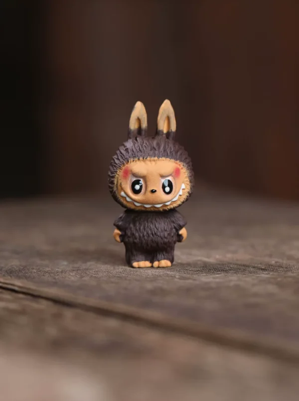 Zisha Labubu Tea Pet｜Handmade Creative Ornament｜Ceramic Decoration｜拉布佈紫砂茶寵