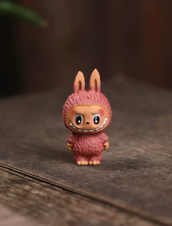 Zisha Labubu Tea Pet｜Handmade Creative Ornament｜Ceramic Decoration｜拉布佈紫砂茶寵