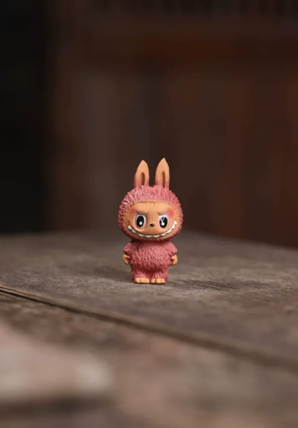 Zisha Labubu Tea Pet｜Handmade Creative Ornament｜Ceramic Decoration｜拉布佈紫砂茶寵