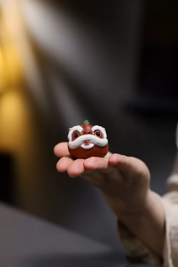 O1CN01QrYF9vzSYVG1bRxv_!!3012228851 Yixing Zisha Cultivable Tea Pet|Lion Dance Ornament|Chinese Style Tea Table|醒狮摆件