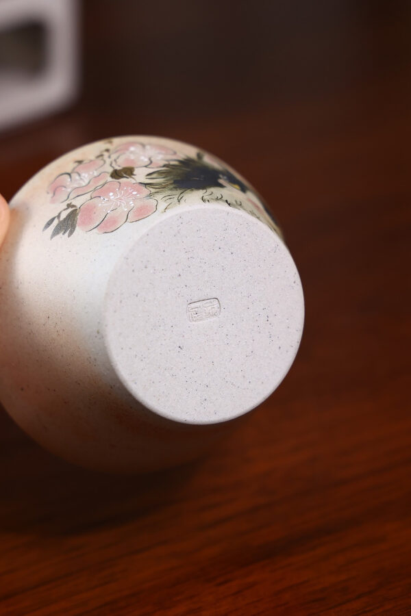 wsxc1791835102712_4 Yixing Zisha Master Cup | Slip-Painted Cats Playing in Spring Stream | Wood-Fired | 90ml | 猫嬉春涧